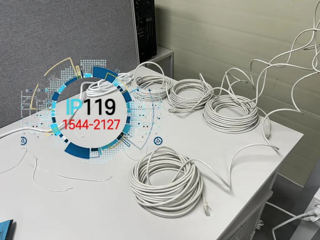 천장 인터넷공사 40회선 포설, 사무실 바닥까지 깔끔하게 마감