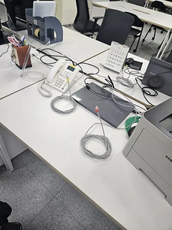 랜선공사, 마감이 이렇게 깔끔할 수 있군요